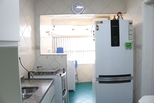 Cozinha e Área de Serviço de apartamento à venda com 3 quartos, 92m² em Água Branca, São Paulo