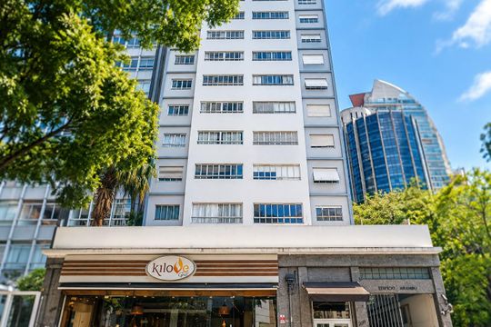 Fachada de apartamento para alugar com 2 quartos, 80m² em Jardim Paulista, São Paulo
