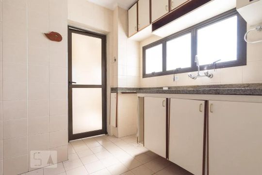 Cozinha de apartamento à venda com 3 quartos, 78m² em Perdizes, São Paulo