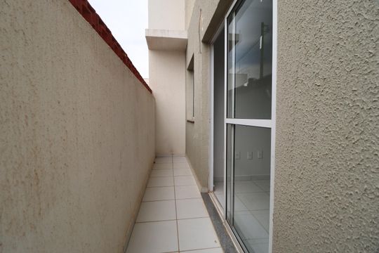 Área privativa de apartamento para alugar com 2 quartos, 62m² em Residencial Integração, Uberlândia