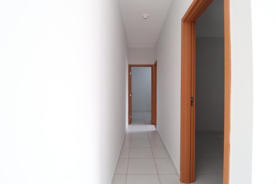 Corredor de apartamento para alugar com 2 quartos, 62m² em Residencial Integração, Uberlândia