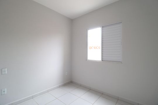 Quarto 1 de apartamento para alugar com 2 quartos, 62m² em Residencial Integração, Uberlândia