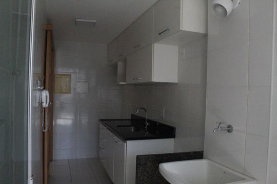 Cozinha e Área de Serviço de apartamento para alugar com 3 quartos, 76m² em Barra Olímpica, Rio de Janeiro