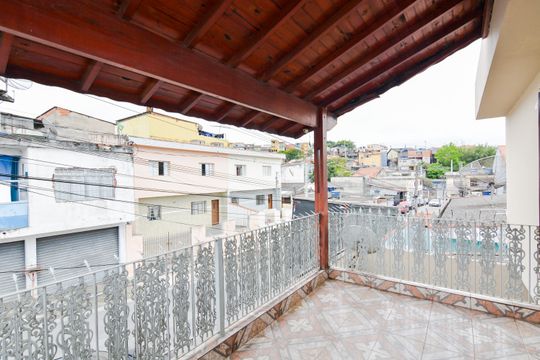 Varanda da Suíte de casa para alugar com 3 quartos, 160m² em Cidade Soinco, Guarulhos
