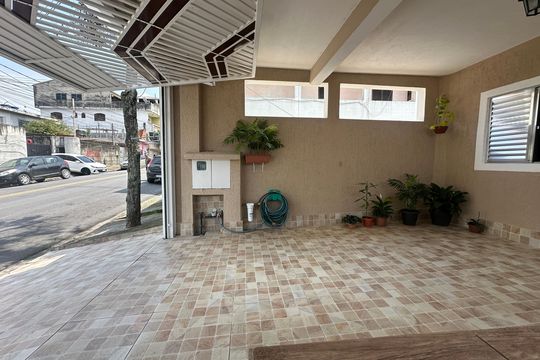 Garagem de casa à venda com 3 quartos, 142m² em Parque Viana, Barueri