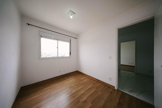 Quarto 2 de apartamento para alugar com 2 quartos, 50m² em Jardim Santa Teresinha, São Paulo