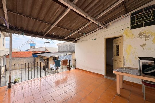 Varanda de casa à venda com 2 quartos, 90m² em Jardim Ana Maria, Santo André
