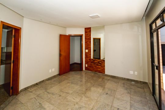 Sala  de apartamento para alugar com 3 quartos, 140m² em Ouro Preto, Belo Horizonte