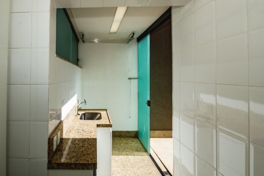 Cozinha de apartamento para alugar com 3 quartos, 140m² em Ouro Preto, Belo Horizonte