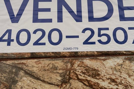 Placa ZGMD-779 de casa à venda com 3 quartos, 160m² em Conjunto Residencial José Bonifácio, São Paulo