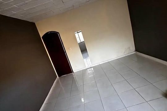 Quarto de casa para alugar com 1 quarto, 60m² em Tribobó, São Gonçalo