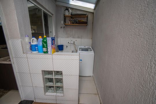 Área de Serviço de casa à venda com 2 quartos, 150m² em Alto Boqueirão, Curitiba