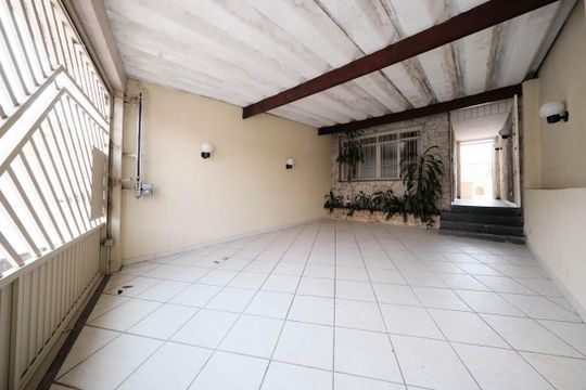 Garagem de casa à venda com 4 quartos, 143m² em Cangaiba, São Paulo