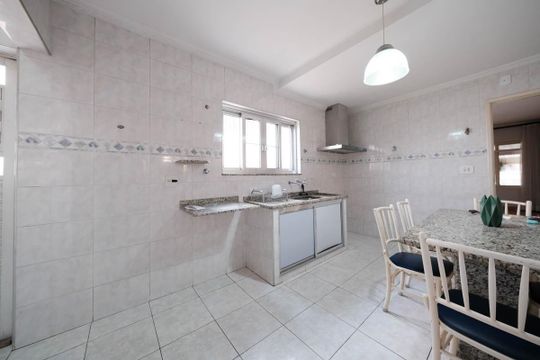 Cozinha de casa à venda com 4 quartos, 143m² em Cangaiba, São Paulo