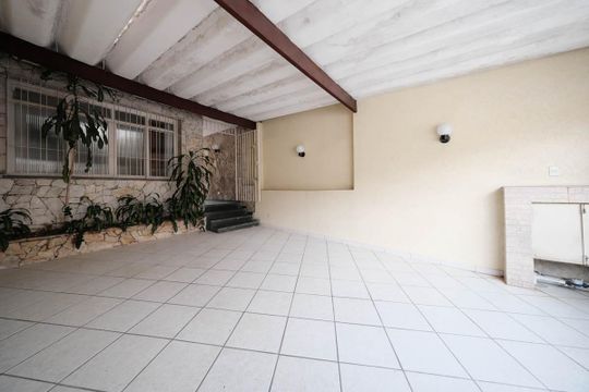 Garagem de casa à venda com 4 quartos, 143m² em Cangaiba, São Paulo