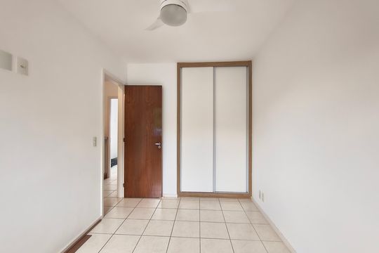 Casa de Condomínio à venda com 3 quartos, 70m² em Vargem Pequena, Rio de Janeiro