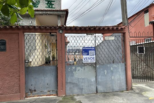 Fachada + placa de apartamento à venda com 1 quarto, 49m² em Piedade, Rio de Janeiro