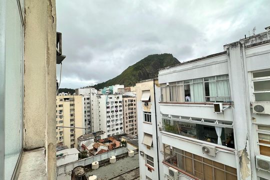 Apartamento para alugar com 3 quartos, 150m² em Copacabana, Rio de Janeiro