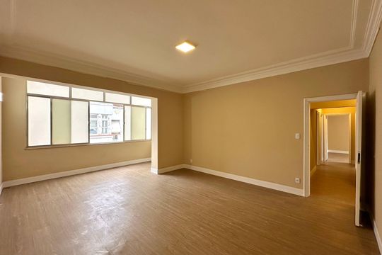 Apartamento para alugar com 3 quartos, 150m² em Copacabana, Rio de Janeiro