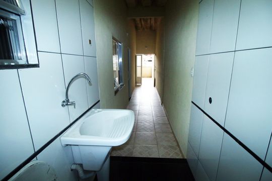 Área de Serviço de apartamento para alugar com 2 quartos, 105m² em Brás de Pina, Rio de Janeiro