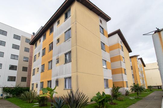 Fachada do bloco de apartamento para alugar com 2 quartos, 45m² em Parque da Fonte, São José dos Pinhais