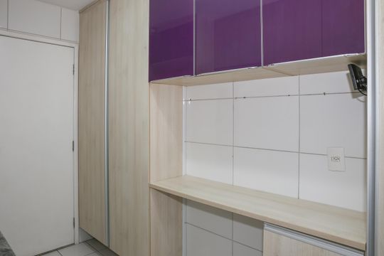 Despensa de apartamento à venda com 3 quartos, 83m² em Vila Romana, São Paulo
