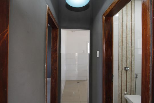 corredor de apartamento para alugar com 3 quartos, 100m² em Nova Suíça, Belo Horizonte