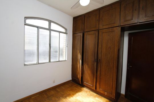 Quarto 3 de apartamento para alugar com 3 quartos, 100m² em Nova Suíça, Belo Horizonte