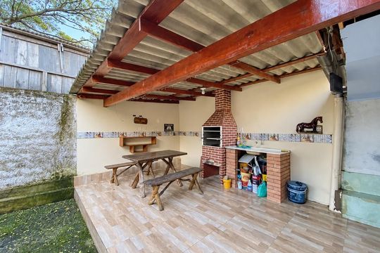 Área externa de casa para alugar com 2 quartos, 75m² em Marrocos, Gravataí