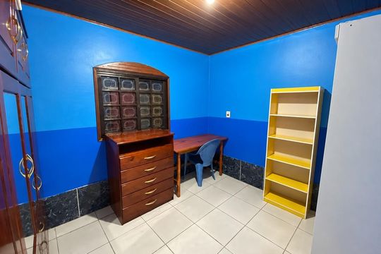 Quarto de casa para alugar com 2 quartos, 75m² em Marrocos, Gravataí