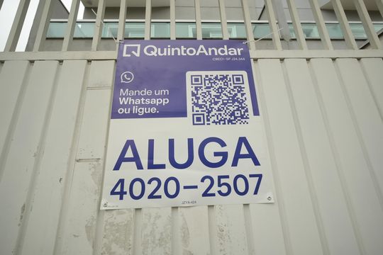 Placa de apartamento para alugar com 2 quartos, 50m² em Vila Curuçá, Santo André
