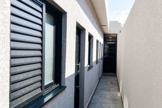 Entrada Social de casa para alugar com 1 quarto, 17m² em Jardim Paraventi, Guarulhos
