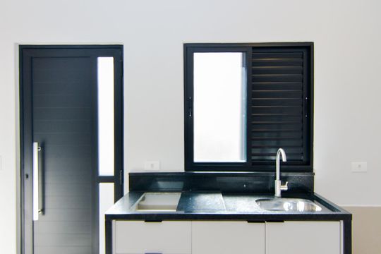 Studio de casa para alugar com 1 quarto, 17m² em Jardim Paraventi, Guarulhos