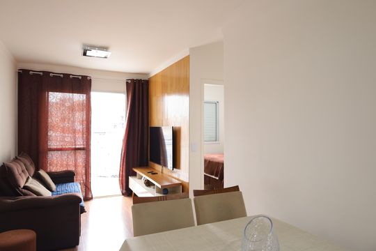 Apartamento à venda com 2 quartos, 50m² em Vila Carmosina, São Paulo