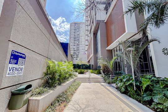 Fachada com Plaquinha de apartamento à venda com 3 quartos, 109m² em Vila Zilda, São Paulo