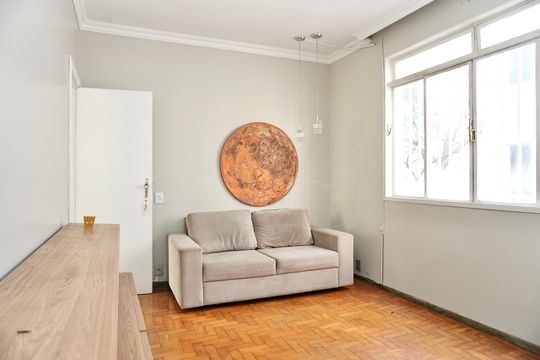 Sala de apartamento para alugar com 3 quartos, 100m² em Sion, Belo Horizonte