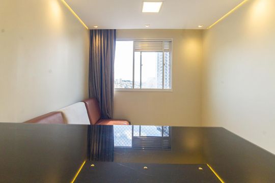 Sala de apartamento para alugar com 2 quartos, 35m² em Chácara Seis de Outubro, São Paulo