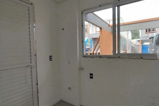 Cozinha de casa de condomínio para alugar com 3 quartos, 118m² em Morro das Pedras, Florianópolis