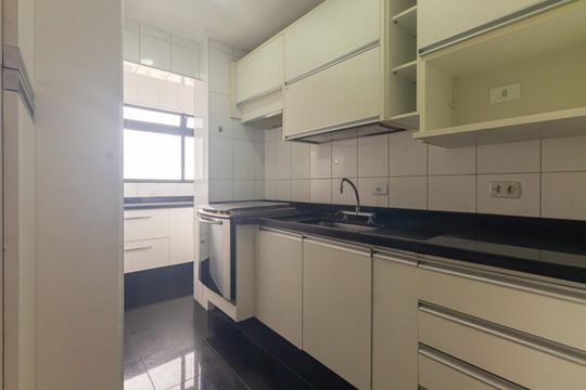 Cozinha de apartamento à venda com 3 quartos, 69m² em Vila Esperança, São Paulo