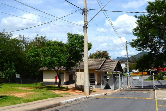 Fachada e portaria de apartamento para alugar com 2 quartos, 49m² em Nazare, Belo Horizonte
