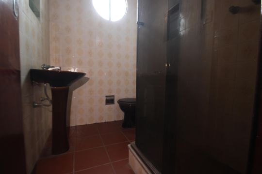 Banheiro da suíte de casa à venda com 3 quartos, 136m² em Taquara, Rio de Janeiro