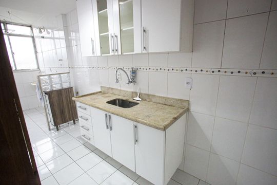 Cozinha de apartamento à venda com 1 quarto, 49m² em Pechincha, Rio de Janeiro