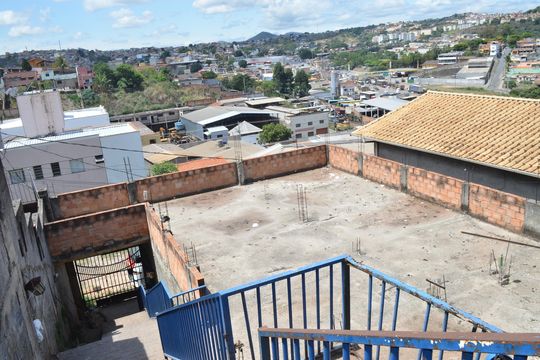Casa à venda com 4 quartos, 436m² em Dom Silverio, Belo Horizonte