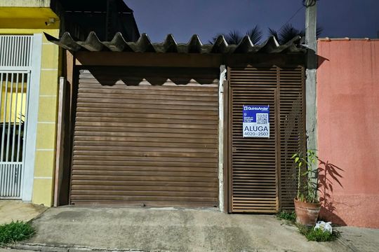 Fachada de casa para alugar com 2 quartos, 75m² em Jardim Nossa Senhora D’ajuda, Itaquaquecetuba