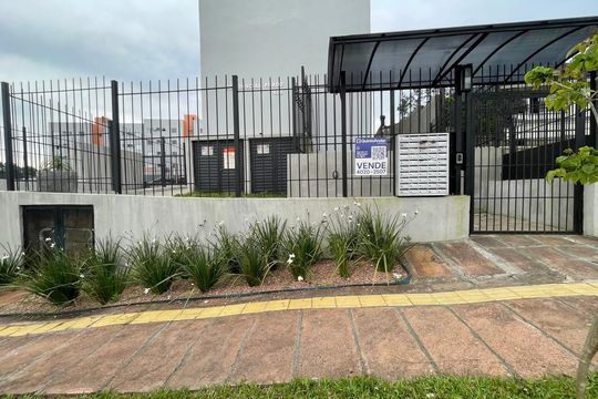 Placa Instalada em 19/09/2026 - Cod.QLYB-98 de apartamento à venda com 2 quartos, 54m² em Rondônia, Novo Hamburgo