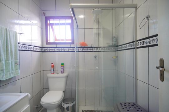 Banheiro de casa à venda com 2 quartos, 230m² em Campina, São Leopoldo