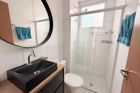 Banheiro Social de apartamento para alugar com 2 quartos, 45m² em Poste, Jundiaí