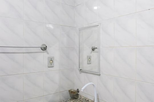 Banheiro de casa à venda com 2 quartos, 160m² em Rudge Ramos, São Bernardo do Campo