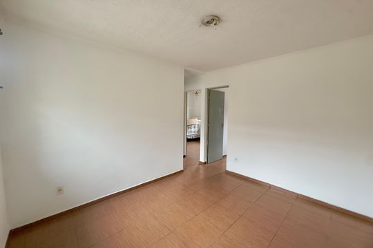 Sala de apartamento para alugar com 2 quartos, 52m² em Jardim Santo Expedito, Guarulhos