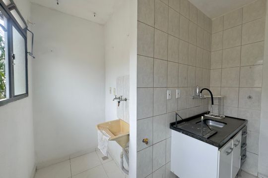 Área de Serviço de apartamento para alugar com 2 quartos, 52m² em Jardim Santo Expedito, Guarulhos